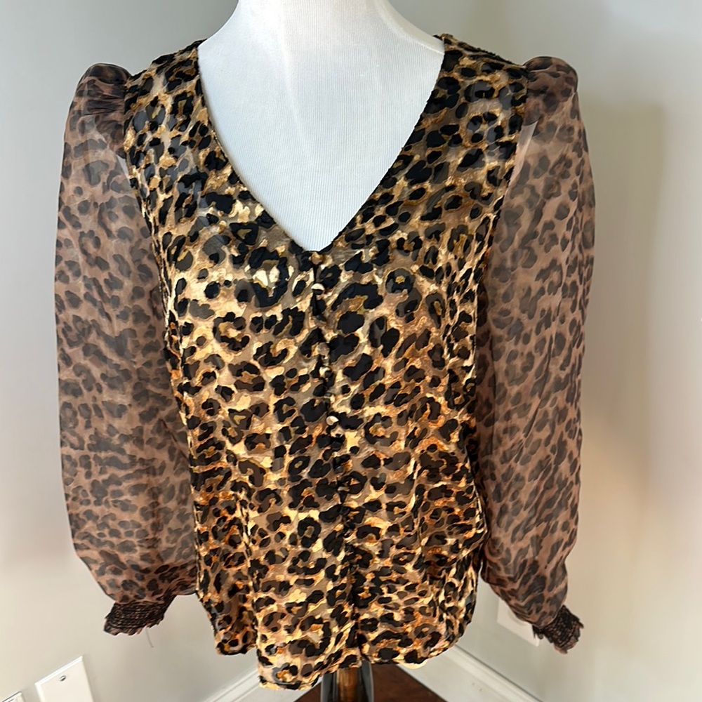 Boston Proper Cheetah Puff Sleeve Top Size M